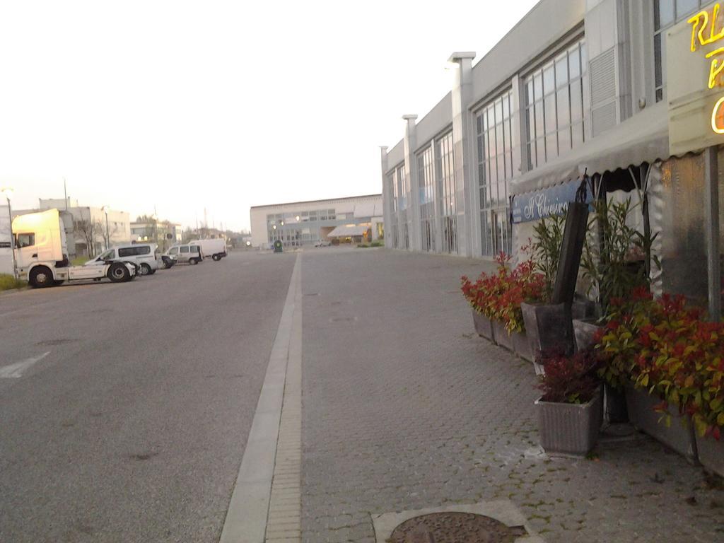 Il Chiesino Otel Pontedera Dış mekan fotoğraf